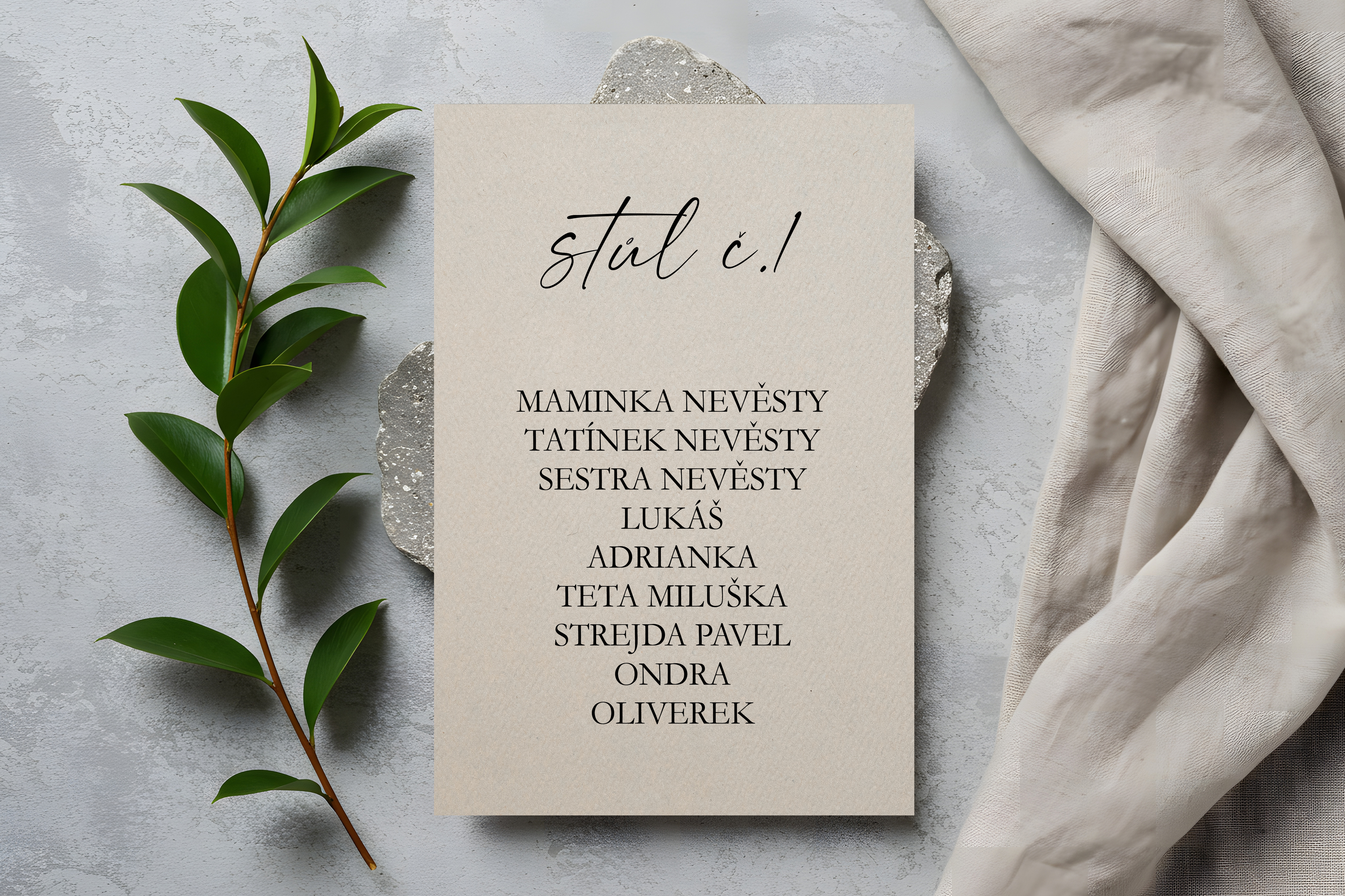 Zasedací pořádek na svatbu - smetanová karta